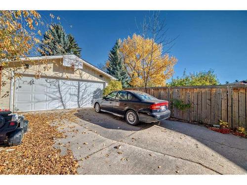 5044 Dalhart Road Nw, Calgary, AB - Outdoor