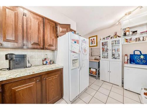 5044 Dalhart Road Nw, Calgary, AB - Indoor