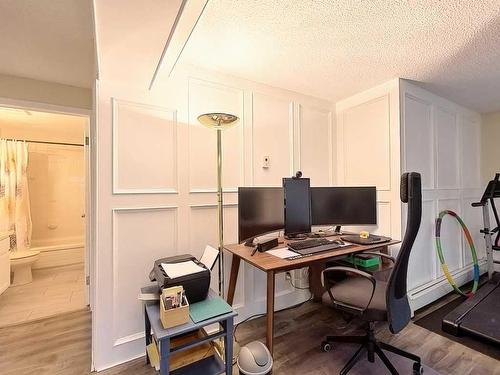 217 Sirocco Place Sw, Calgary, AB - Indoor Photo Showing Office