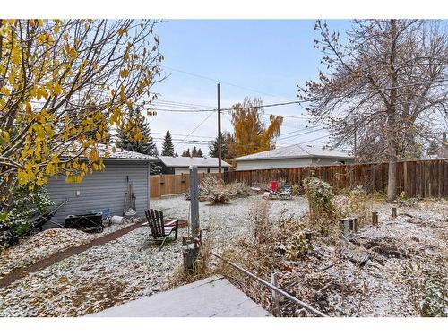 4735 26 Avenue Sw, Calgary, AB - Outdoor