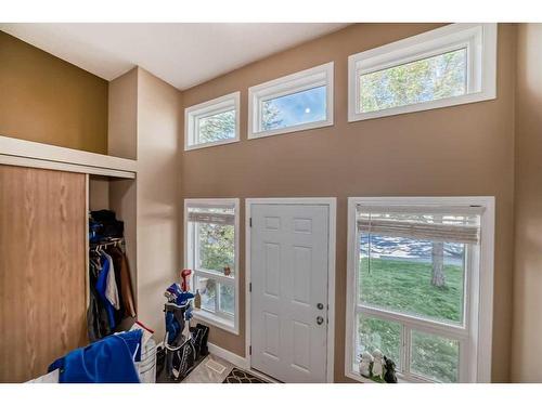 148 Hunterhorn Drive Ne, Calgary, AB - Indoor Photo Showing Other Room