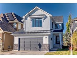 412 412 Discovery Pl SW Place  Calgary, AB T3H 6A2