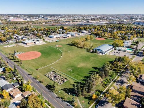 203 Lynnover Place Se, Calgary, AB - Outdoor With View