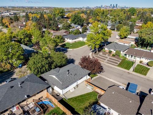 203 Lynnover Place Se, Calgary, AB - Outdoor With View