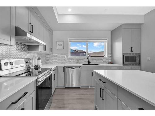 139 Howse Crescent Ne, Calgary, AB - Indoor Photo Showing Kitchen With Stainless Steel Kitchen With Upgraded Kitchen