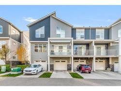 422 Redstone View NE Calgary, AB T3N 0M9