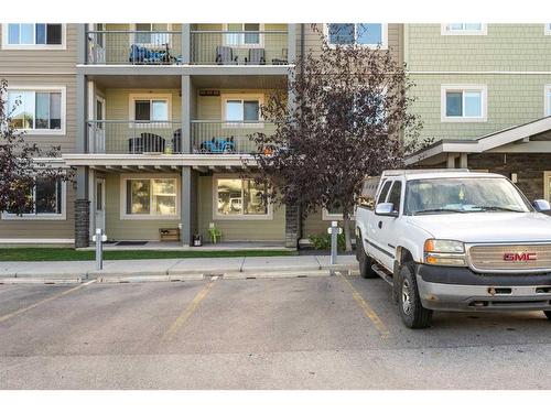 1416-181 Skyview Ranch Manor Ne, Calgary, AB - Outdoor With Balcony