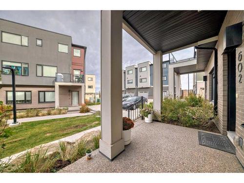 602-218 Sherwood Square Nw, Calgary, AB - Outdoor