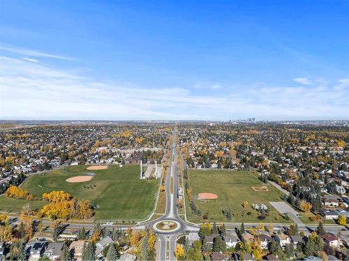 18-275 Woodridge Drive Sw, Calgary, AB - Outdoor With View