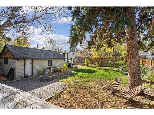 2423 32 Street Sw, Calgary, AB - Outdoor