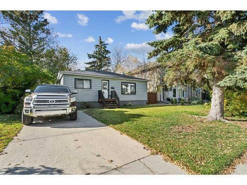 2423 32 Street Sw, Calgary, AB - Outdoor With Facade