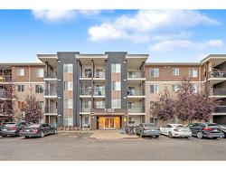 321-7180 80 Avenue NE Calgary, AB T3J 0N6