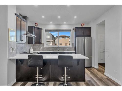 14 Corner Meadows Common Ne, Calgary, AB - Indoor Photo Showing Kitchen With Upgraded Kitchen