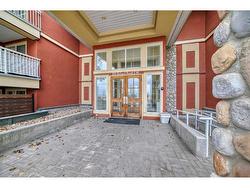 107-5115 Richard Road SW Calgary, AB T3E 7M7