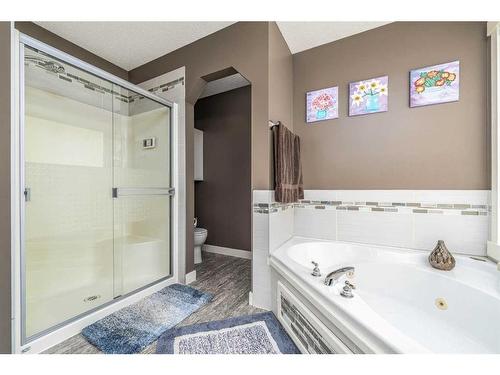 150 Citadel Ridge Close Nw, Calgary, AB - Indoor Photo Showing Bathroom