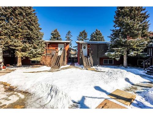 4607-4611 73 Street Nw, Calgary, AB - Outdoor