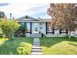 2711 Doverbrook Road SE Calgary, AB T2B 2L4