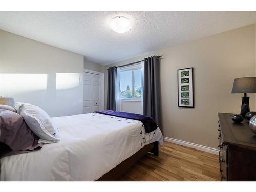 152 Whitlock Close Ne, Calgary, AB - Indoor Photo Showing Bedroom