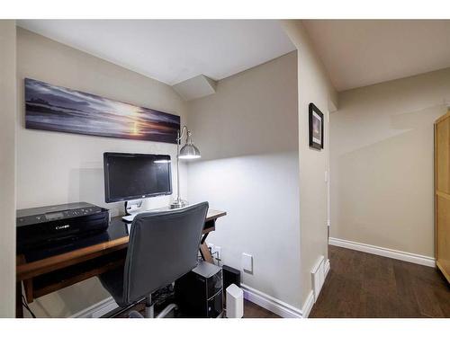 152 Whitlock Close Ne, Calgary, AB - Indoor Photo Showing Office