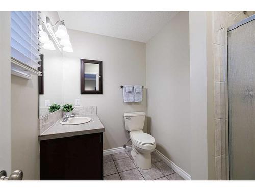 152 Whitlock Close Ne, Calgary, AB - Indoor Photo Showing Bathroom