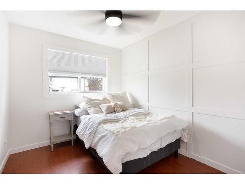 38 Coville Square Ne, Calgary, AB - Indoor Photo Showing Bedroom