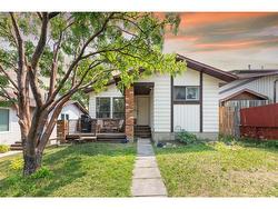 12 Beddington Rise NE Calgary, AB T3K 1N2