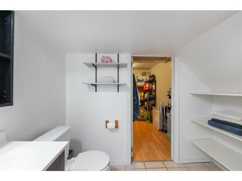 12 Beddington Rise Ne, Calgary, AB - Indoor Photo Showing Bathroom