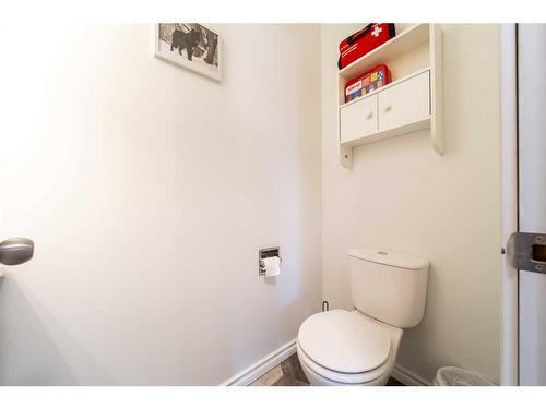 15 Wedow Drive, Whitecourt, AB - Indoor Photo Showing Bathroom