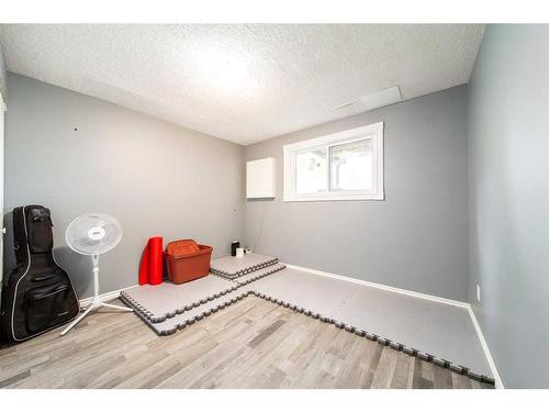 15 Wedow Drive, Whitecourt, AB - Indoor Photo Showing Other Room