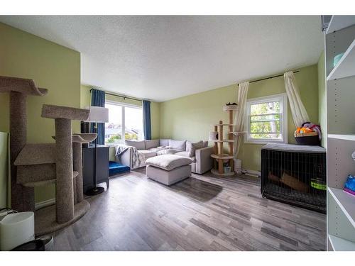 15 Wedow Drive, Whitecourt, AB - Indoor Photo Showing Living Room