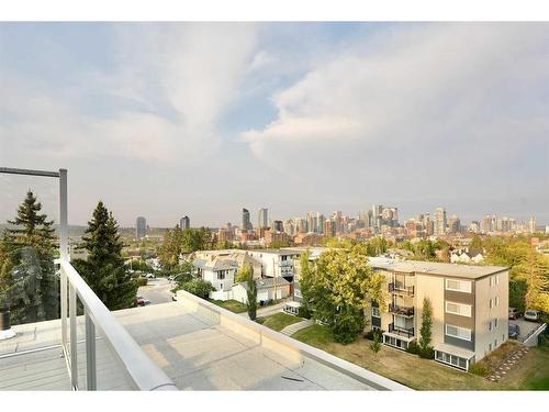 2217 16A Street Sw, Calgary, AB - Outdoor With View