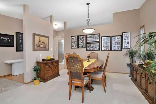 18 Denison Crescent, Red Deer, AB - Indoor Photo Showing Dining Room