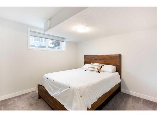 108 Magnolia Way Se, Calgary, AB - Indoor Photo Showing Bedroom