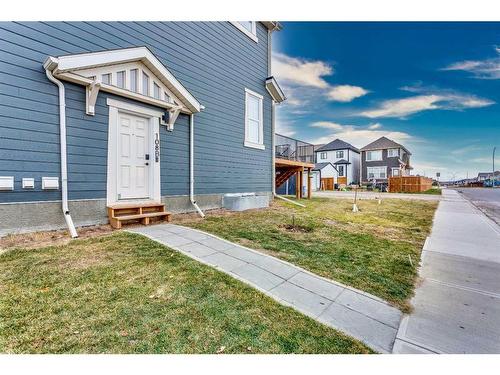 108 Magnolia Way Se, Calgary, AB - Outdoor