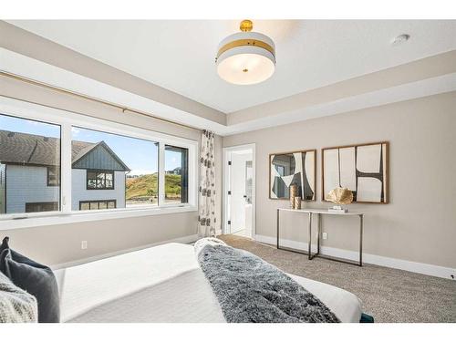 149 Creekstone Hill Sw, Calgary, AB - Indoor Photo Showing Bedroom