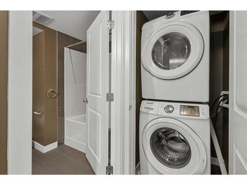 2117-240 Skyview Ranch Road Ne, Calgary, AB - Indoor Photo Showing Laundry Room