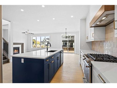 209 Creekstone Hill Sw, Calgary, AB - Indoor Photo Showing Kitchen With Upgraded Kitchen