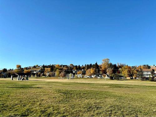 1905 6 Avenue Nw, Calgary, AB - Outdoor With View