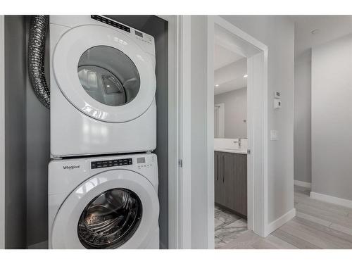 2509-60 Skyview Ranch Road Ne, Calgary, AB - Indoor Photo Showing Laundry Room