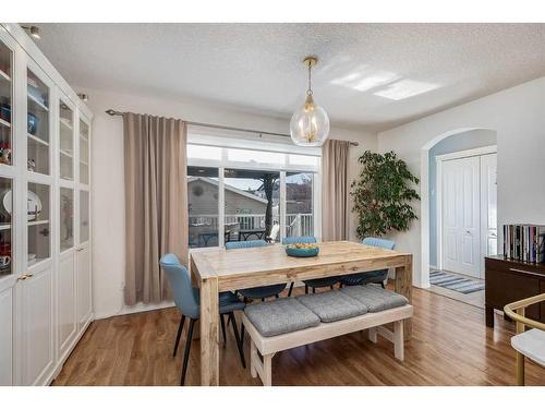 275 Sagewood Gardens Sw, Airdrie, AB - Indoor Photo Showing Dining Room