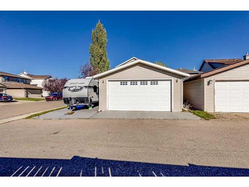 275 Sagewood Gardens Sw, Airdrie, AB - Outdoor With Exterior