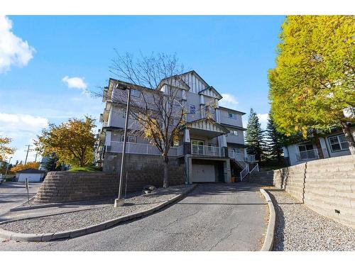 107-11 Somervale View Sw, Calgary, AB - Outdoor With Facade