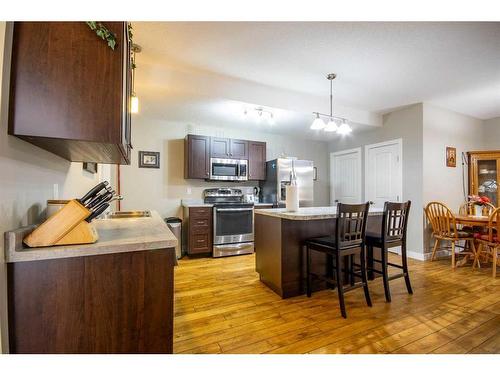 37 Bluebird Drive Se, Didsbury, AB - Indoor