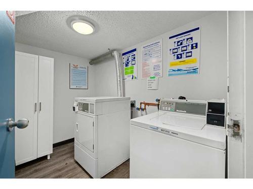 101-1512 16 Avenue Sw, Calgary, AB - Indoor Photo Showing Laundry Room