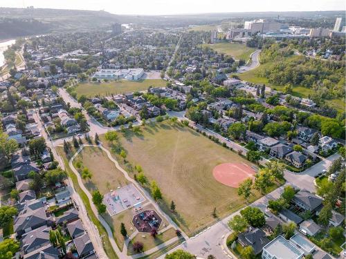 929 33 Street Nw, Calgary, AB - Outdoor With View