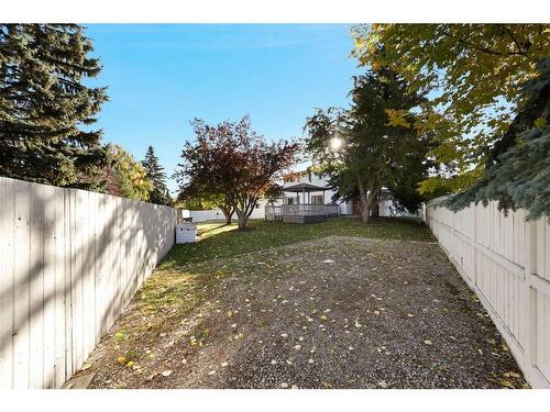 9415 Paliswood Way Sw, Calgary, AB - Outdoor