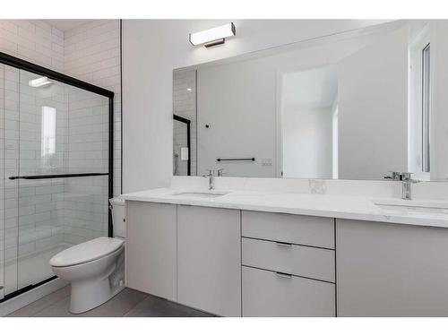 3923 65 Street Nw, Calgary, AB - Indoor Photo Showing Bathroom