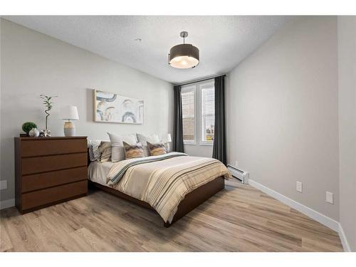 5311-14645 6 Street Sw, Calgary, AB - Indoor Photo Showing Bedroom