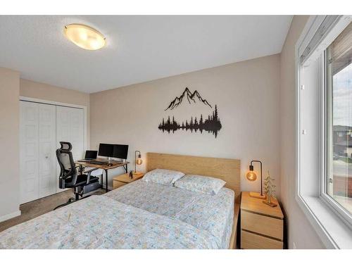 32 Saddlelake Terrace Ne, Calgary, AB - Indoor Photo Showing Bedroom