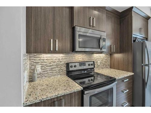 32 Saddlelake Terrace Ne, Calgary, AB - Indoor Photo Showing Kitchen With Stainless Steel Kitchen